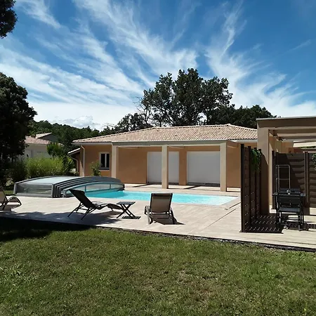 Domaine Chante-cevennes アパート